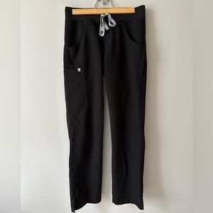 Figs Kade Bottoms Black